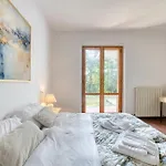 Guesthost - Il Glicine Flat X4 Apartamento *