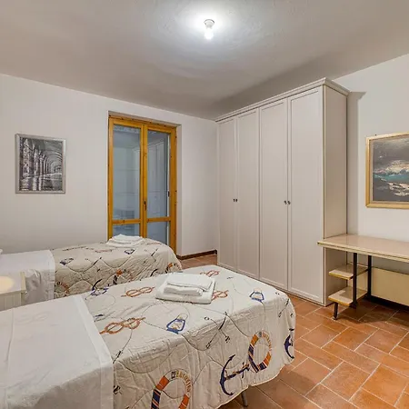 Guesthost - Il Glicine Flat X4 Perugia