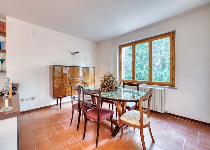 Guesthost - Il Glicine Flat X4 Apartament *