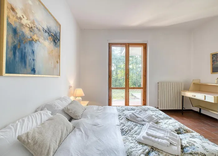 Guesthost - Il Glicine Flat X4 Apartament *