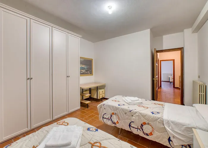 Guesthost - Il Glicine Flat X4 * Perugia